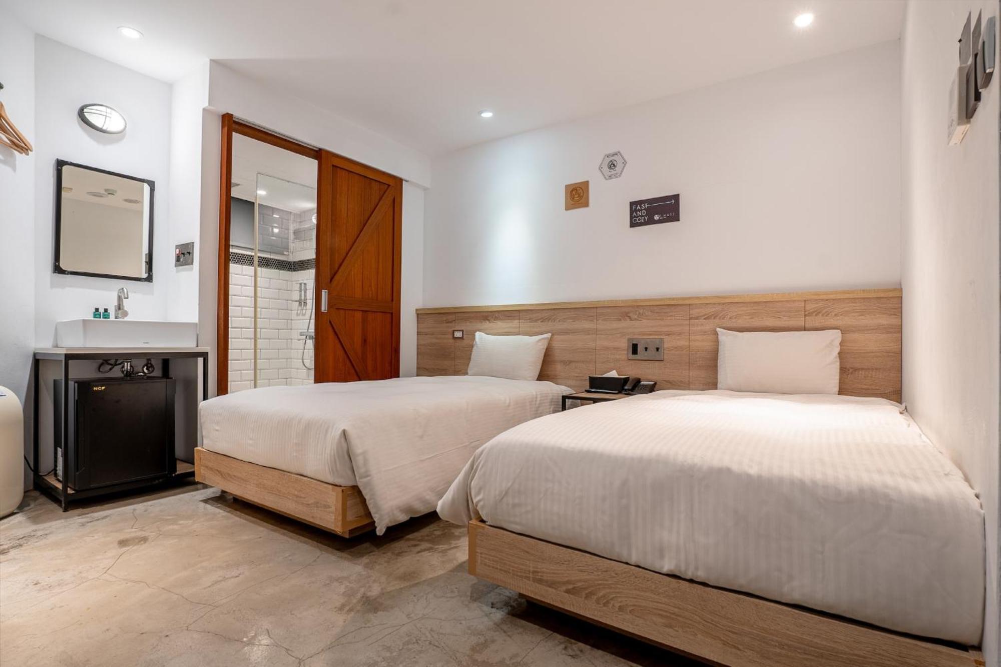 Chase Hotel Taizhong Zewnętrze zdjęcie