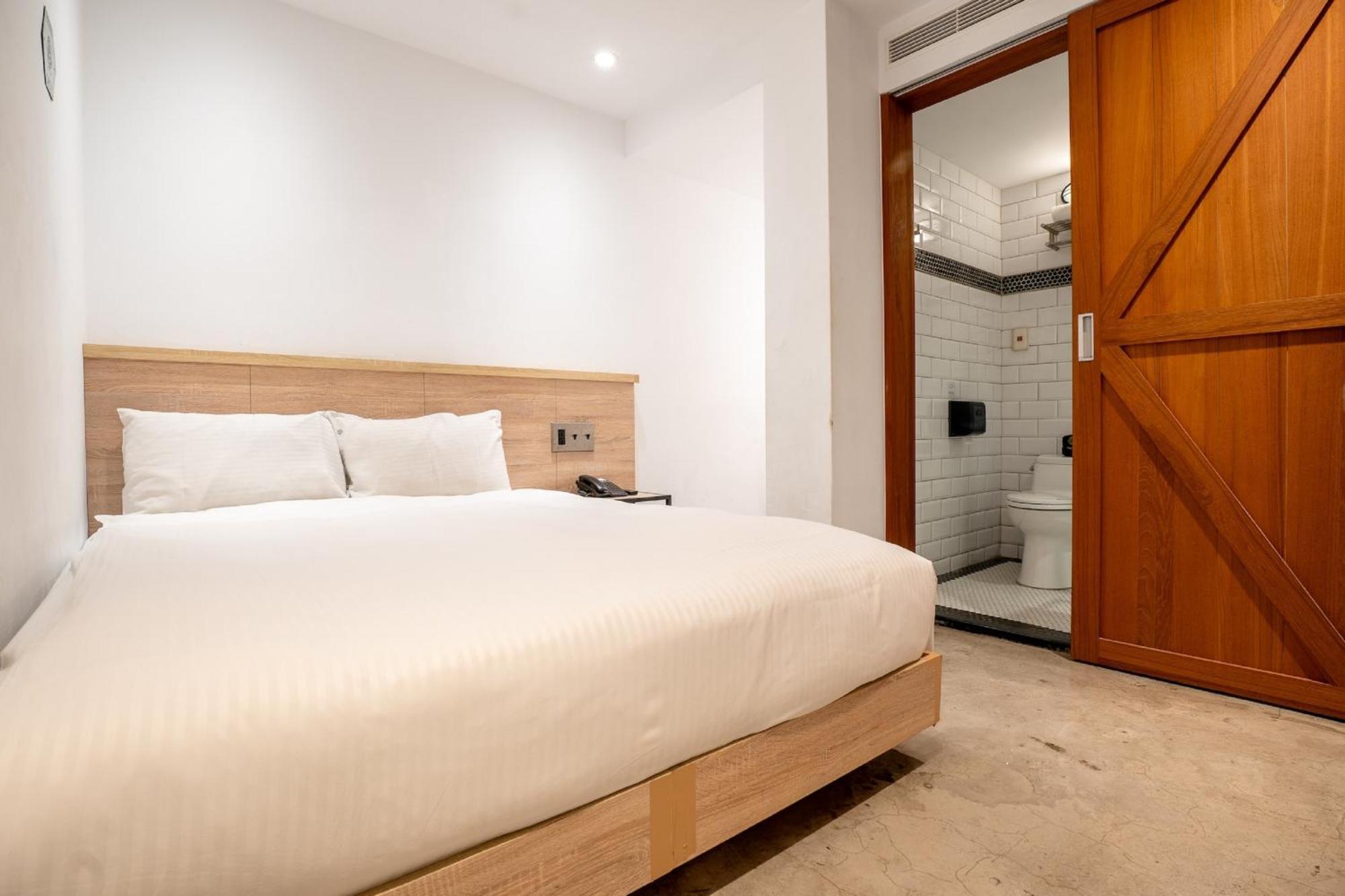 Chase Hotel Taizhong Zewnętrze zdjęcie